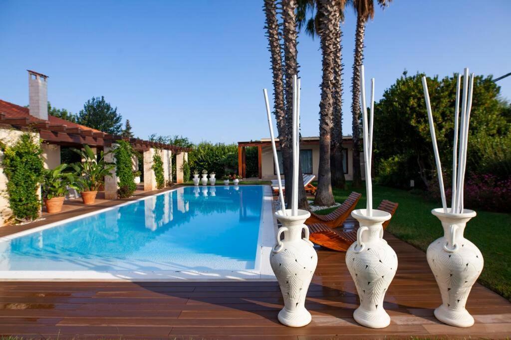 Spaziosa Villa Con Piscina E Giardino, Polignano A Mare Exteriör bild