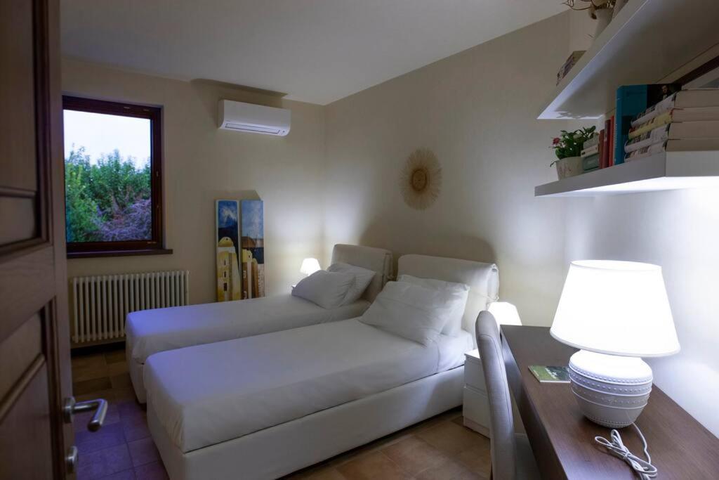 Spaziosa Villa Con Piscina E Giardino, Polignano A Mare Exteriör bild