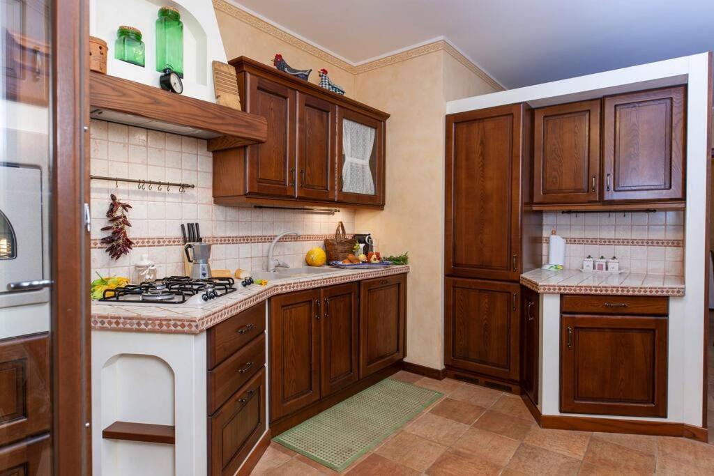 Spaziosa Villa Con Piscina E Giardino, Polignano A Mare Exteriör bild